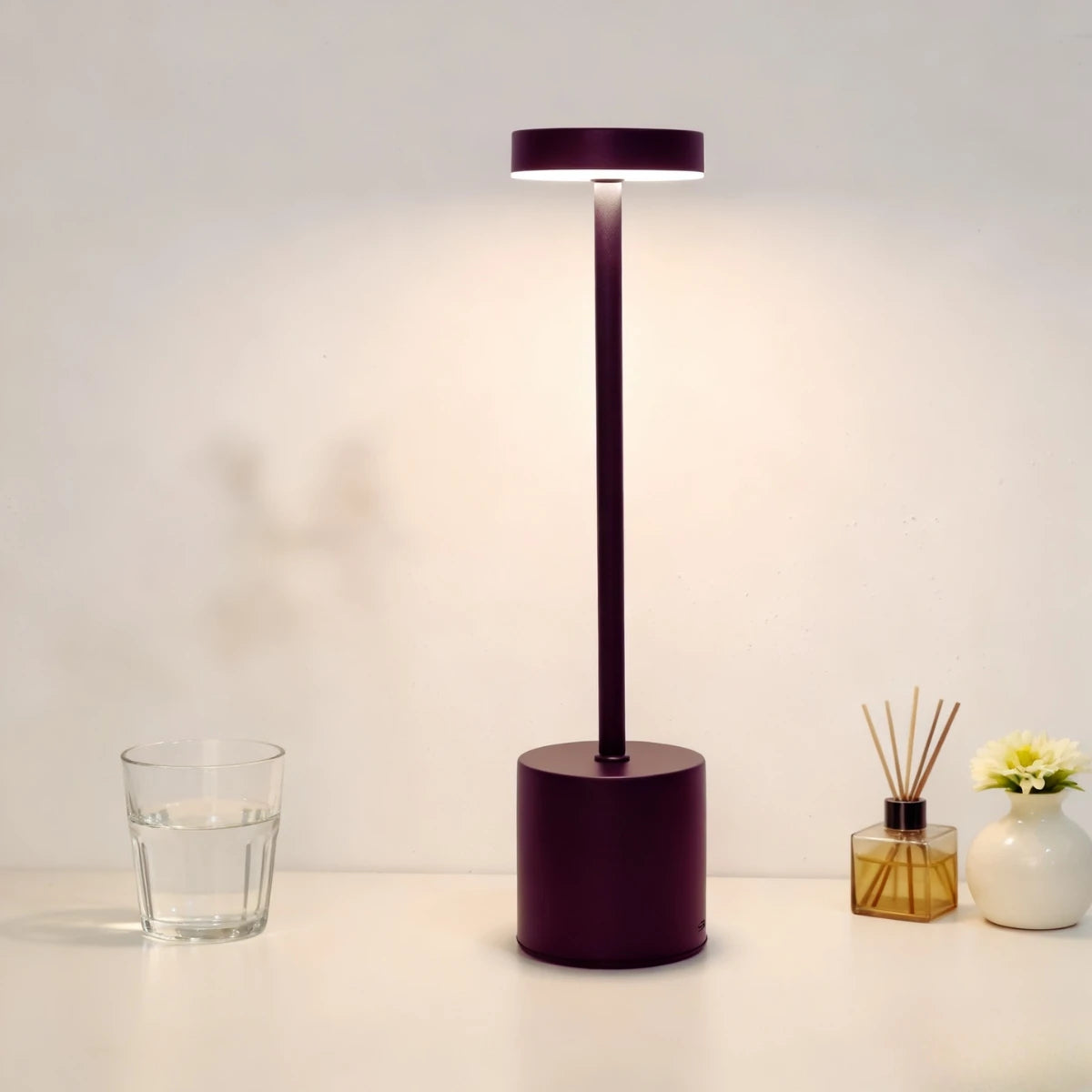ECLIPSE | La Lumière Nomade au Design Sculptural